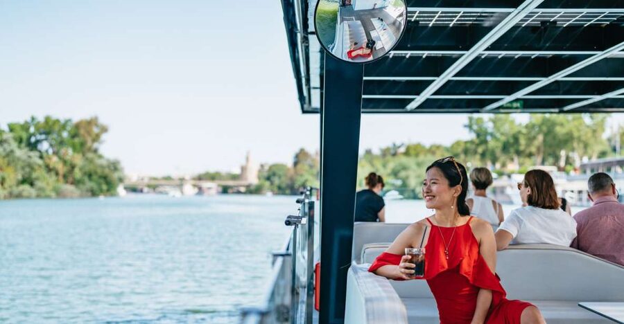Seville: 1-Hour Guadalquivir River Sightseeing Eco Cruise - Starting at Muelle de Nueva York