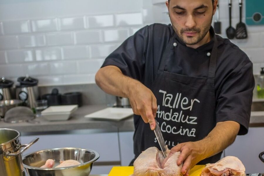 Seville: 3.5-Hour Spanish Cooking Class & Triana Market Tour - Who will enjoy this class most