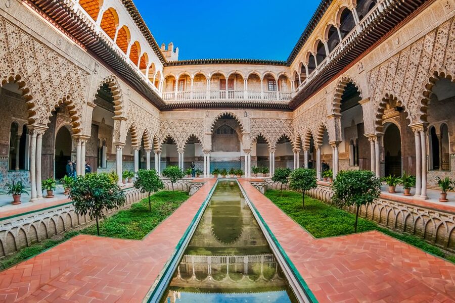 Seville: Alcázar Guided Palace Tour with Priority Access - Courtyards, tiled details, and the value of slowing down