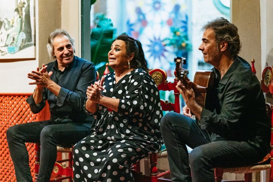 Seville: Casa de la Memoria Flamenco Show - What to bring and what to leave behind