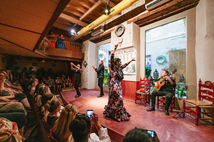 Seville: Casa de la Memoria Flamenco Show - Picking the best seat for the dance