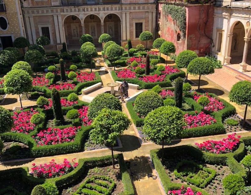 Seville: Casa de Pilatos Ground Floor Entry Ticket - The Chapel of Flagellation and mixed traditions