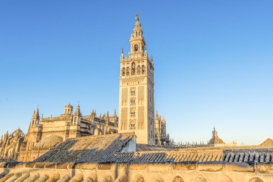 Seville Cathedral and Giralda Tower Guided Tour and Tickets - Why the cathedral deserves a guided visit