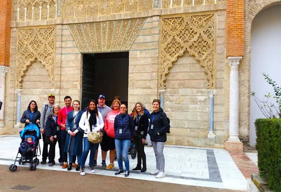 Seville: Cathedral, Giralda, and Royal Alcázar Guided Tour - Who will get the most from this tour