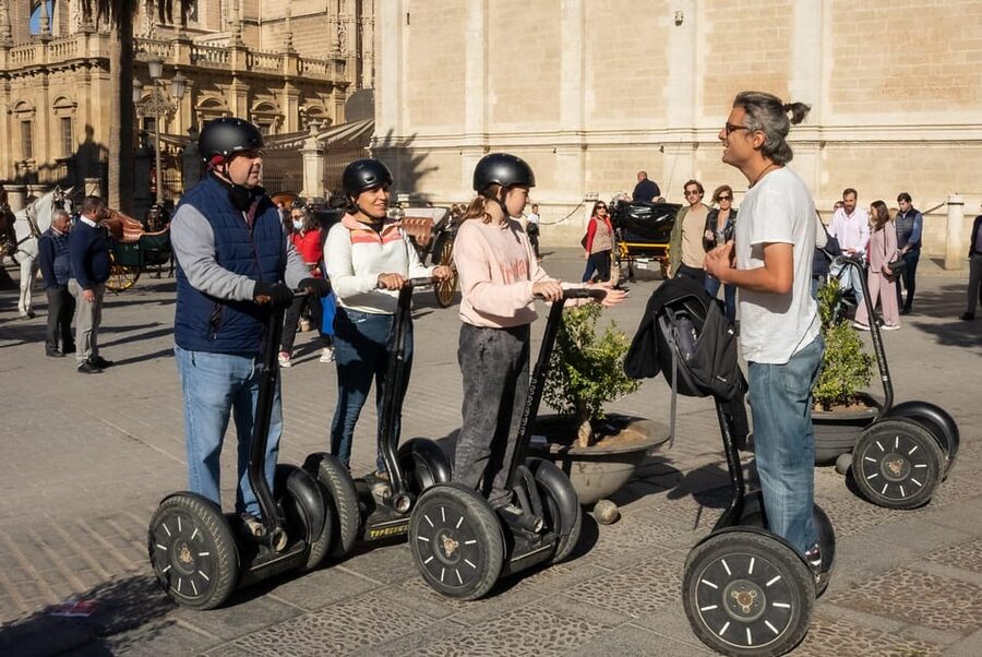 Seville City Tour: 1-Hour Panoramic Segway Tour - Plaza de España, the tour’s best pause