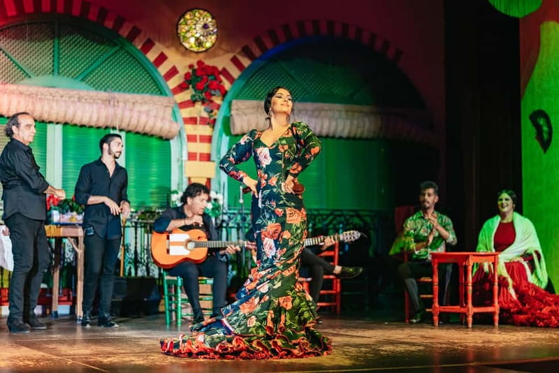 Seville: Flamenco at El Palacio Andaluz with Optional Dinner - What the El Palacio Andaluz show feels like