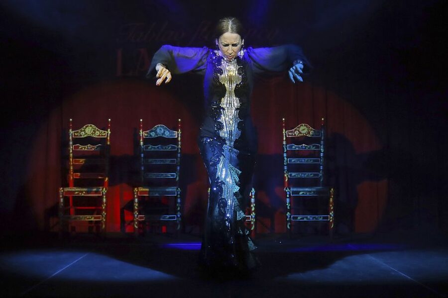 Seville: Flamenco Show Ticket at Tablao Flamenco Las Setas - Food and drink during the show