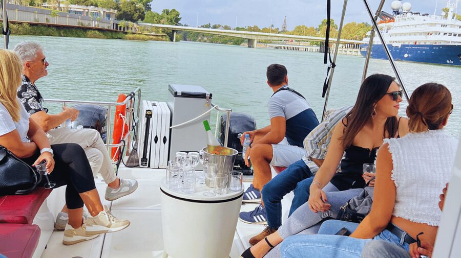 Seville: Guadalquivir River Boat Tour - La Cartuja and the Modern Riverfront
