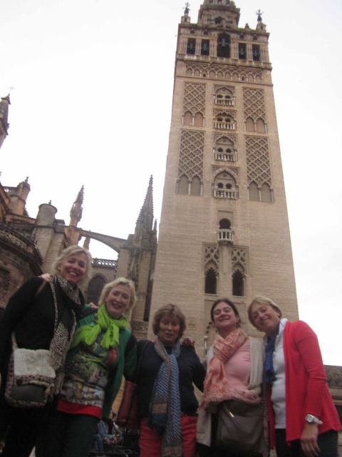 Seville: Highlights City Bike Tour - Starting near the ATD Bikes shop