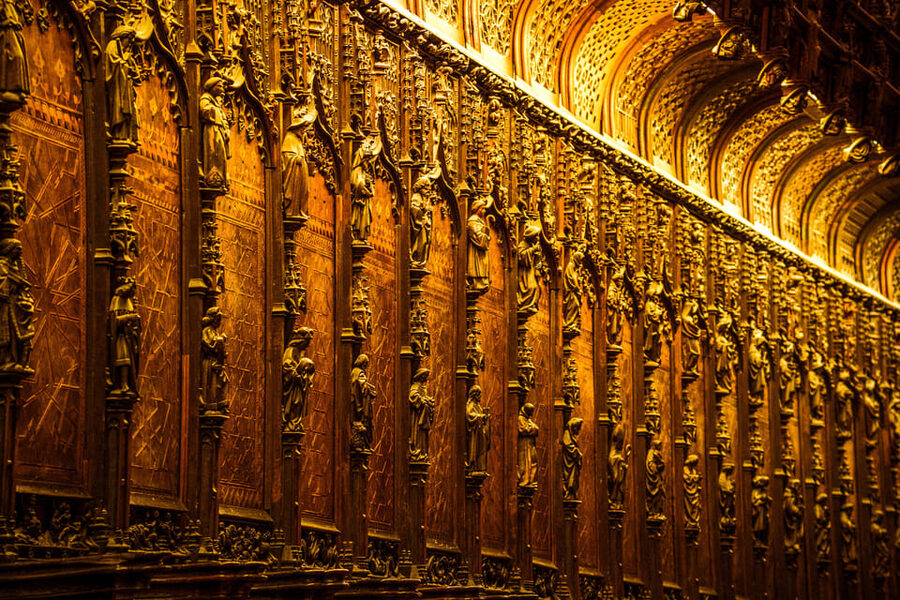 Seville: Priority Access Cathedral, Giralda & Alcázar Tour - Who should book this Seville tour?
