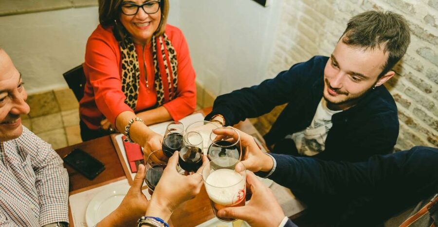 Seville: Small Group Jewish Quarter Tour with Tapas & Drinks - What the tapas meal is really worth