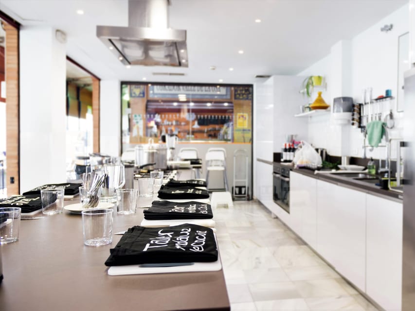 Seville: Spanish Cooking Class with Dinner - Dietary needs, skill level, and the group atmosphere