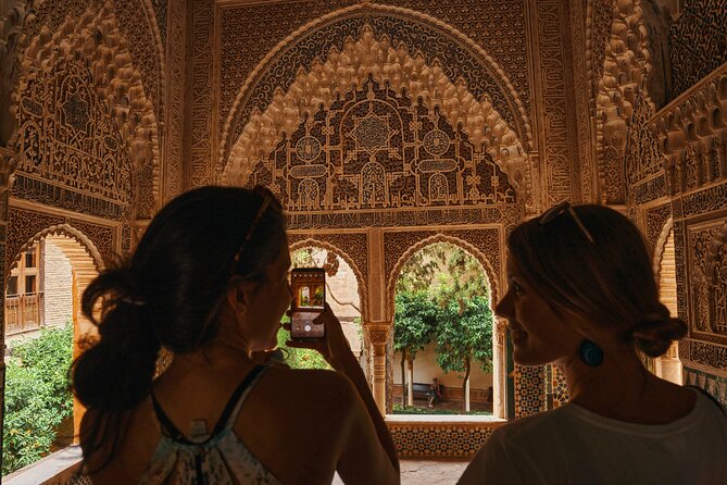 Skip The Line Alhambra and Generalife Guided Tour - What you are really buying for $35.95