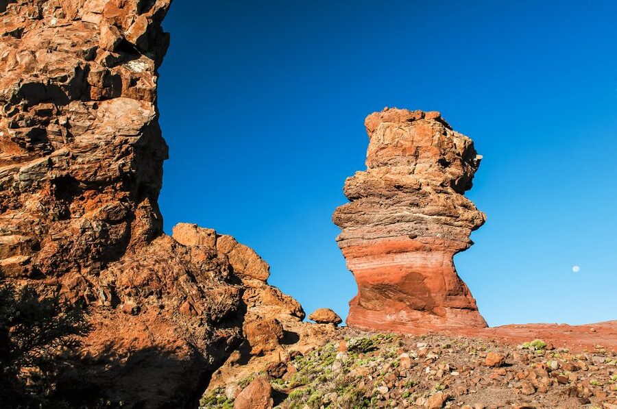 Tenerife: Mount Teide Tour with Cable Car Ticket & Transfer - Language options and small practical details