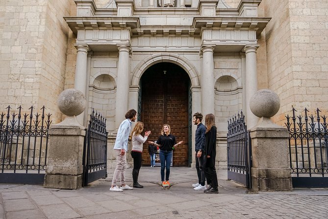 Toledo Tour & Vineyard Walk with Wine Tasting from Madrid - The bus ride and bilingual format