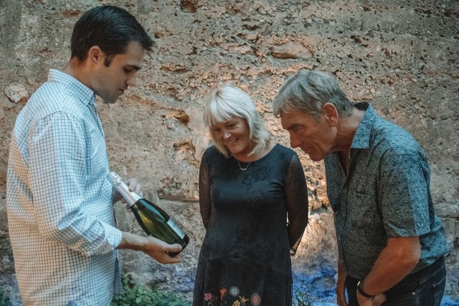 Valencia: Old Town Tour, Wine & Tapas in an 11th c. Monument - Who should book this Valencia experience?