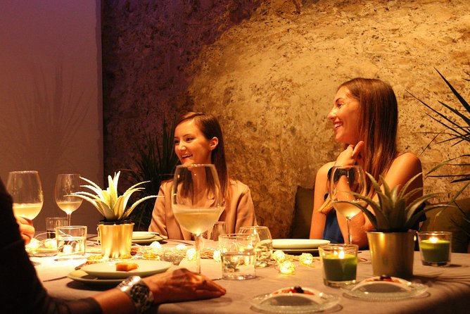 Valencia Old Town Tour with Wine & Tapas in 11th Century Historic Monument - Why this tour works well on a first day in Valencia