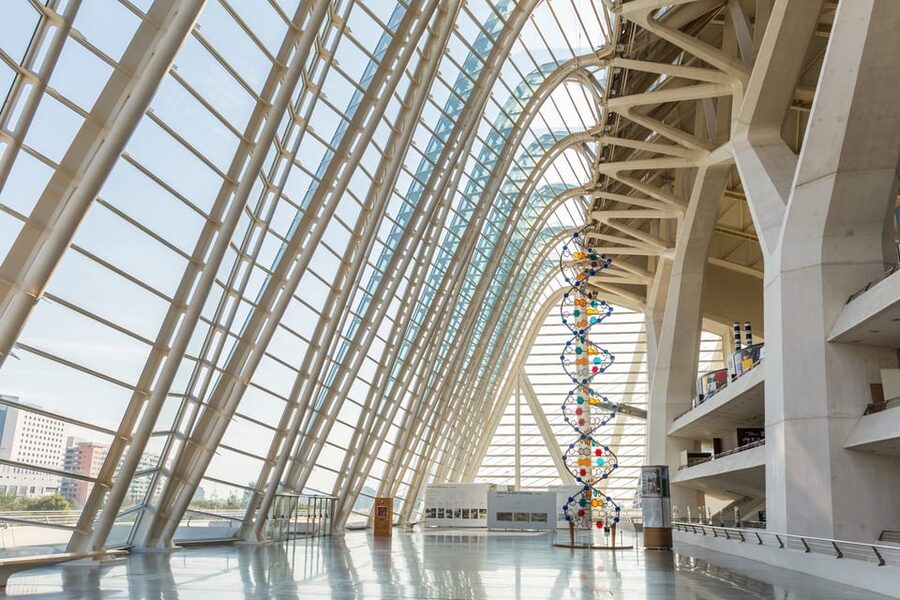 Valencia: Principe Felipe Science Museum Entry Ticket - Hands-on exhibits make science easier to understand