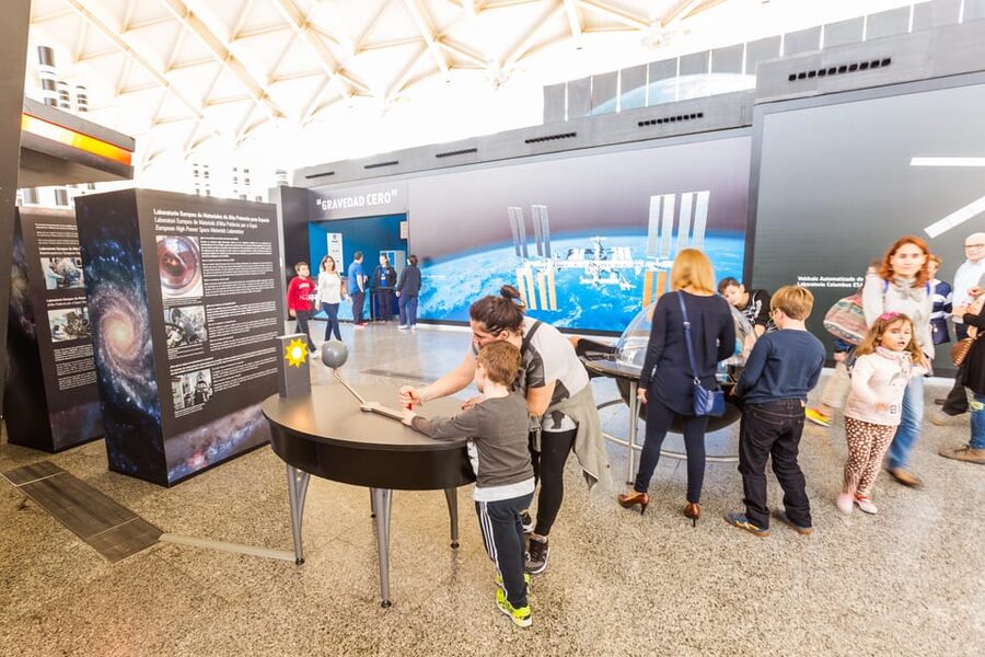 Valencia: Principe Felipe Science Museum Entry Ticket - The Electricity Theatre brings the science to life