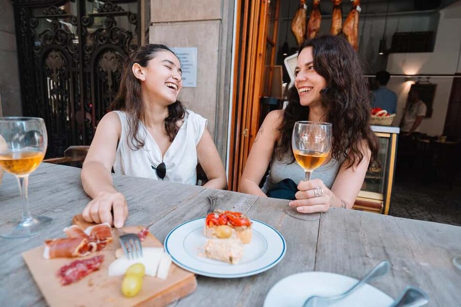 Valencia: Tapas and Drinks Evening Tour - Who should book this evening