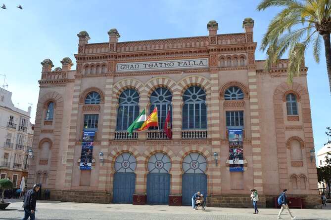 Walking Tour through Cádiz: Stories from the hand of a local guide - Plaza San Antonio and the surrounding neighborhood
